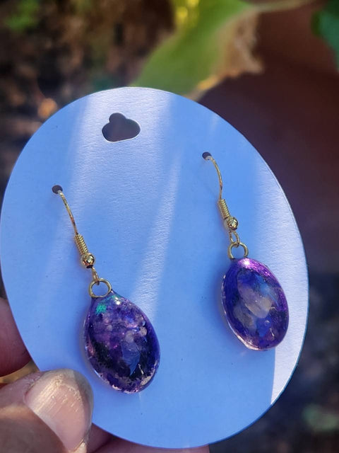 EMF Blocking Protective Shielding Purple Everyday Gold-Plated Dangle Earrings | Piezoelectric | Sacred Heart Collection
