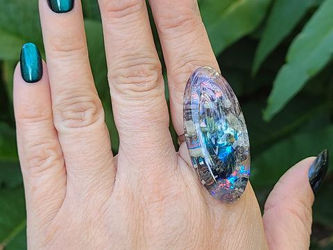 Piezoelectric Nebula Stream Full Enhydro Oval Statement Ring — Adjustable Stainless Steel