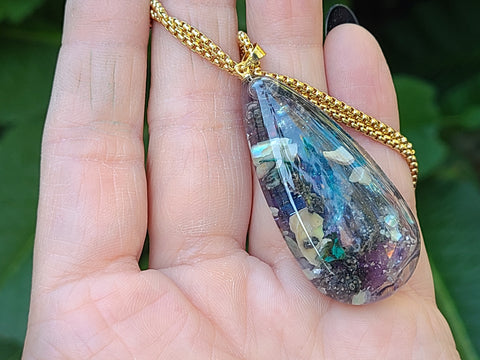 Serendipity Cosmic Drift Full Enhydro Teardrop Necklace — 21-Inch Gold-Plated Stainless Steel
