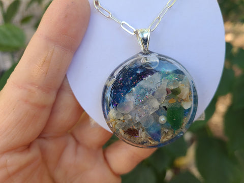 Piezoelectric Seashore Full Enhydro Round Necklace — 20-Inch Paperclip Chain