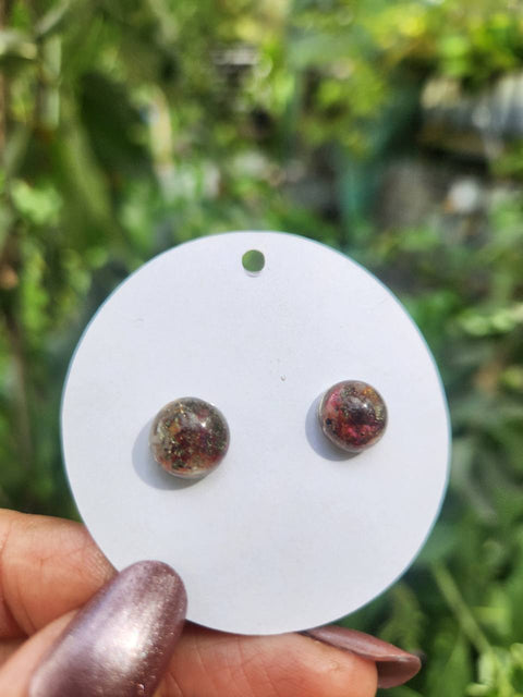 Divine Flow Piezoelectric Stud Earrings — Green or Rose
