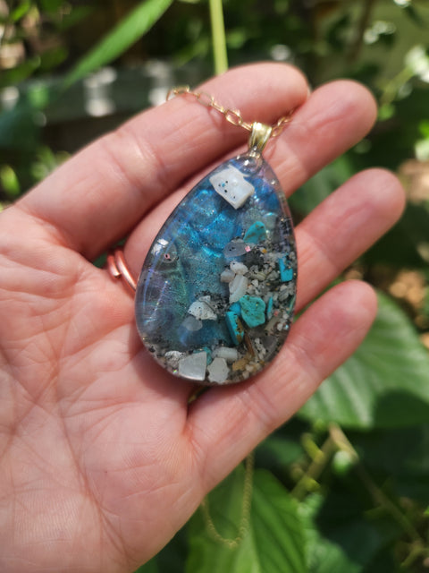 Mermaid Goddess Full Moon Enhydro Piezoelectric Necklace