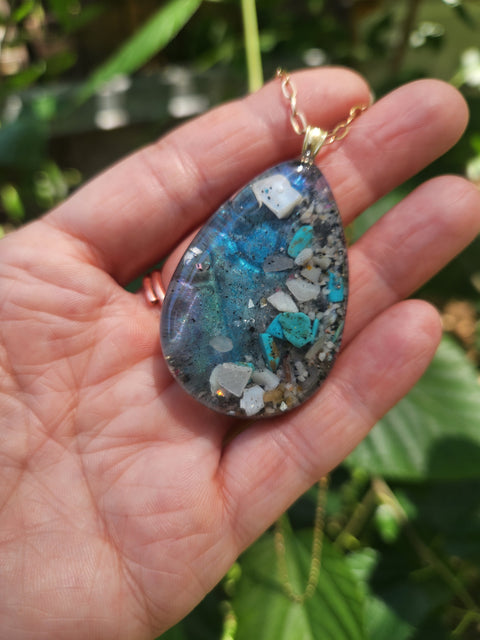 Mermaid Goddess Full Moon Enhydro Piezoelectric Necklace