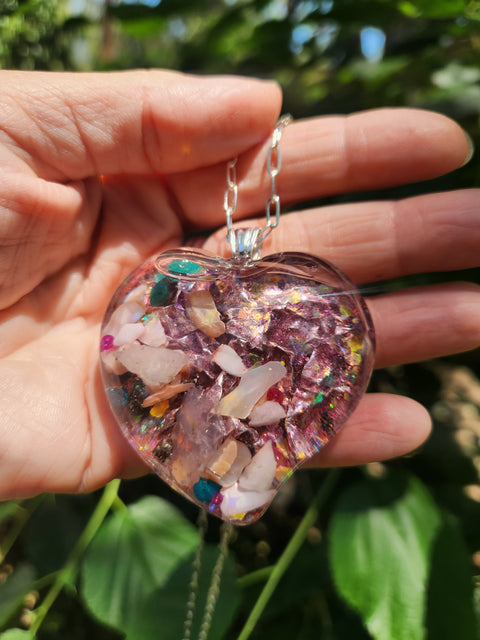 THE QUEEN XXL FULL MOON ENHYDRO PIEZOELECTRIC HEART NECKLACE
