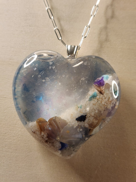 Queen of Hearts | Sacred Heart Collection – Ocean Sanctuary XXL Full Enhydro Pendant