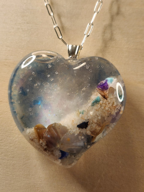 Queen of Hearts | Sacred Heart Collection – Ocean Sanctuary XXL Full Enhydro Pendant
