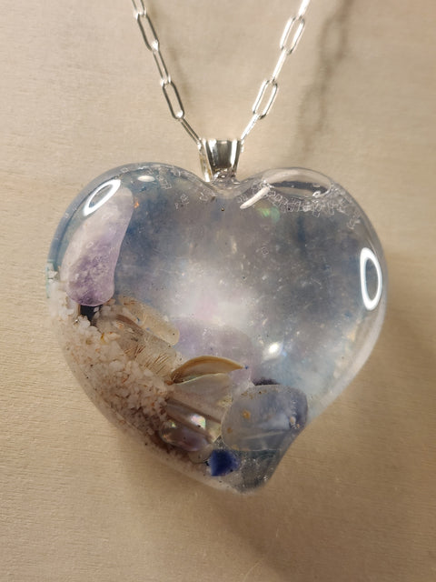 Queen of Hearts | Sacred Heart Collection – Ocean Sanctuary XXL Full Enhydro Pendant