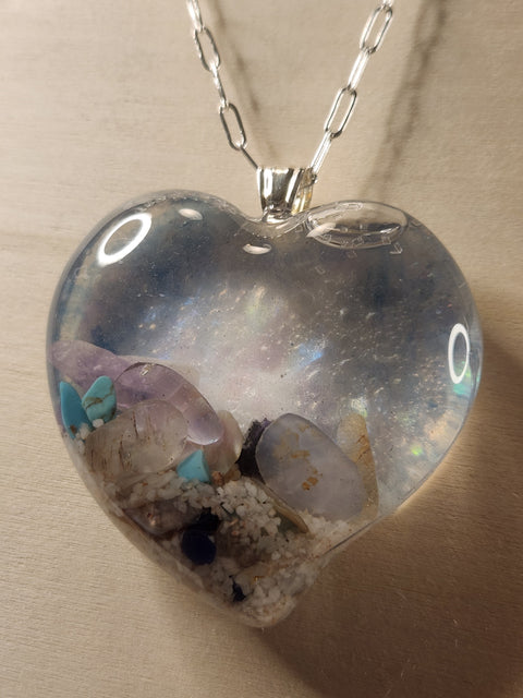 Queen of Hearts | Sacred Heart Collection – Ocean Sanctuary XXL Full Enhydro Pendant