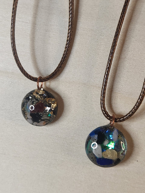 Dainty Piezoelectric Pendant Necklace