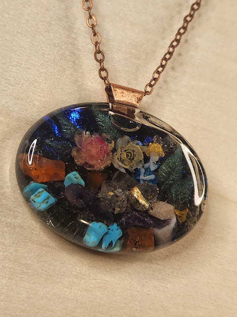 Full Moon Enhydro Garden Piezoelectric Pendant